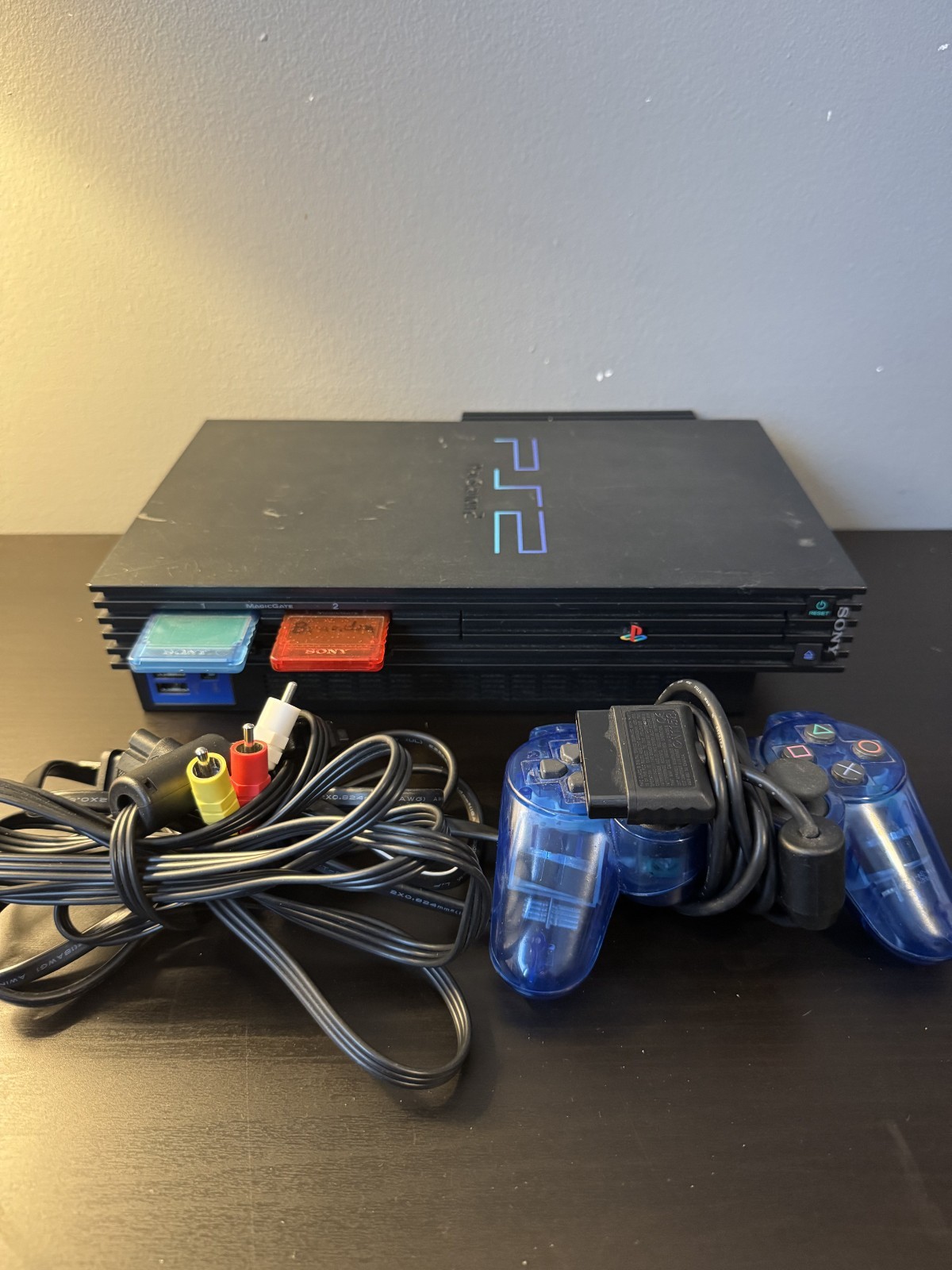 Sony PlayStation 2 PS2 Fat SCPH-39001 System Bundle + Network Adapter SCPH-10281