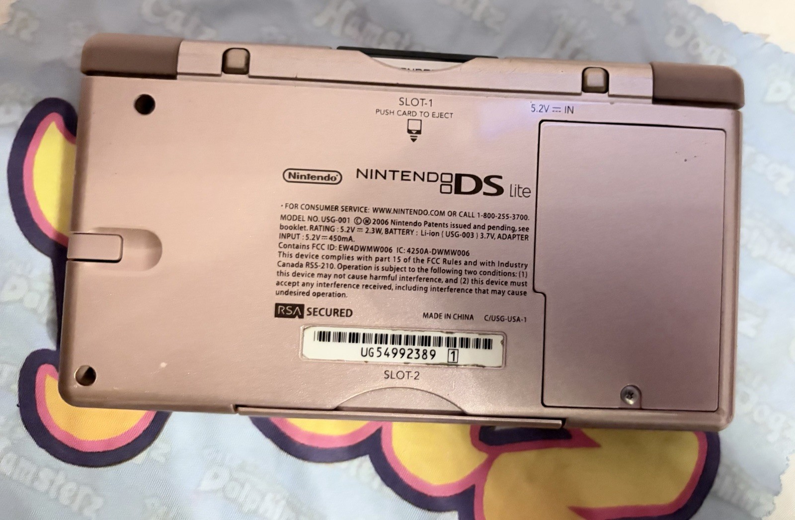 Nintendo DS Lite Console Metallic Rose W/Games, Charger & Accessories Working