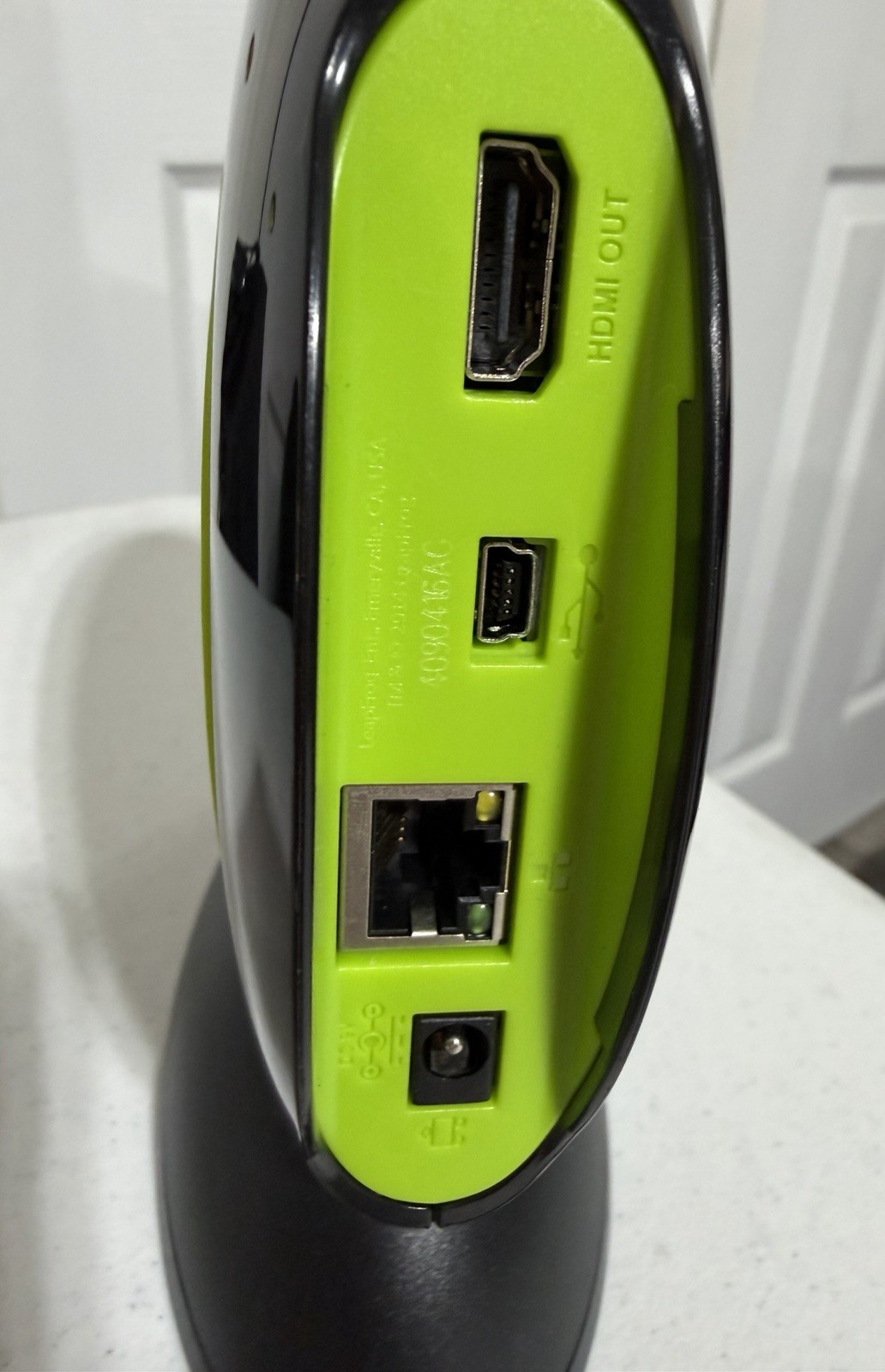 LeapFrog LeapTV Console w/ Controller Black/Green 720p 4GB Wi-Fi HDMI USB