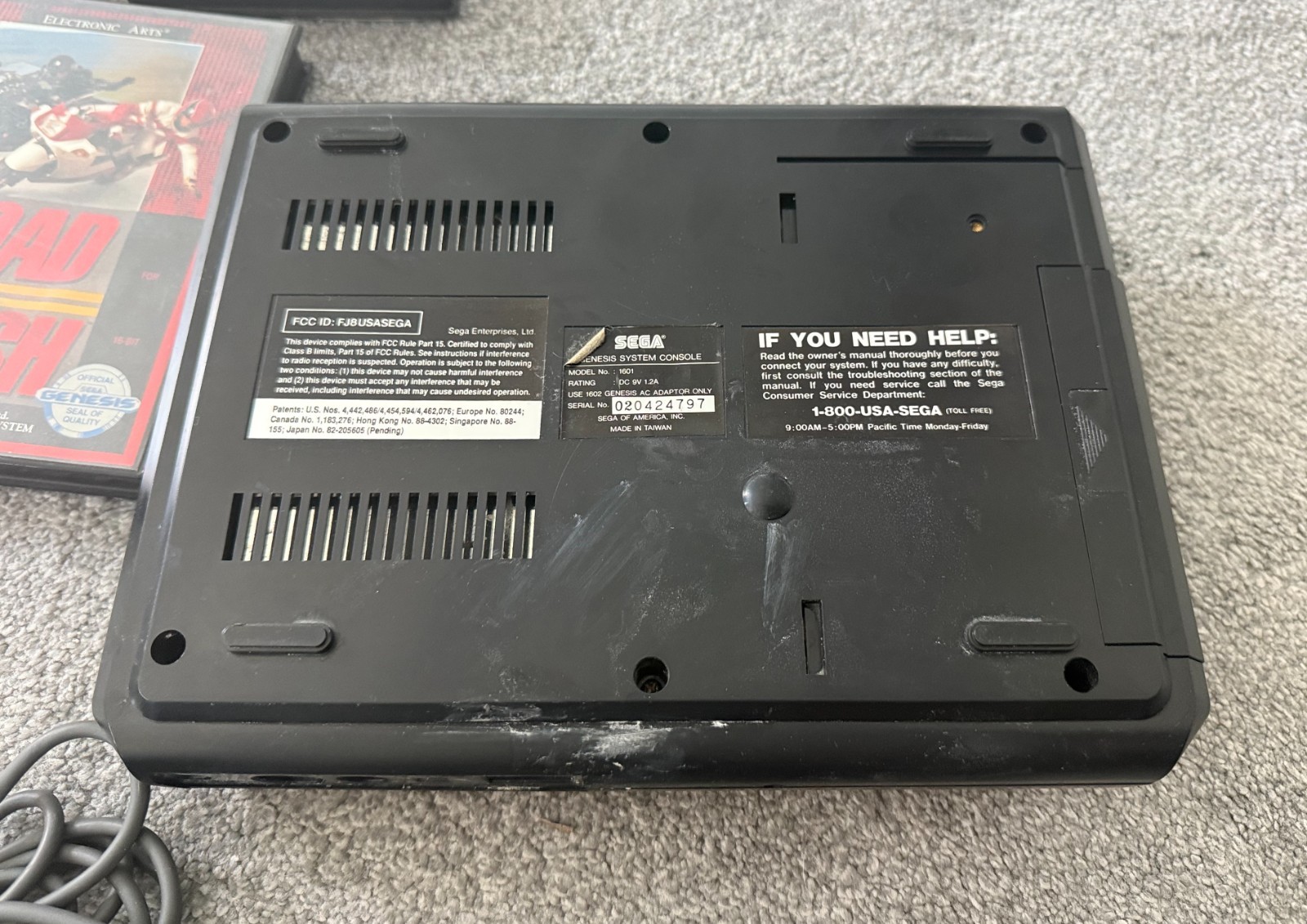 Sega Genesis Console System with (8) Video Games MODEL 1/16-BIT vtg gaming 1601