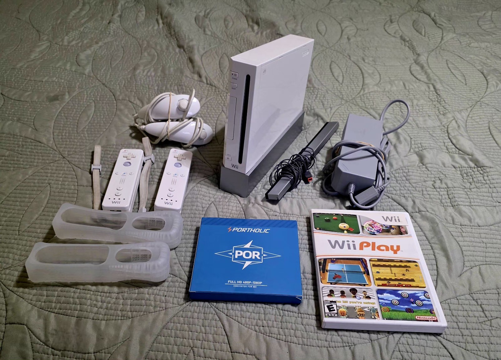 Nintendo Wii RVL-001 Console Bundle – Tested