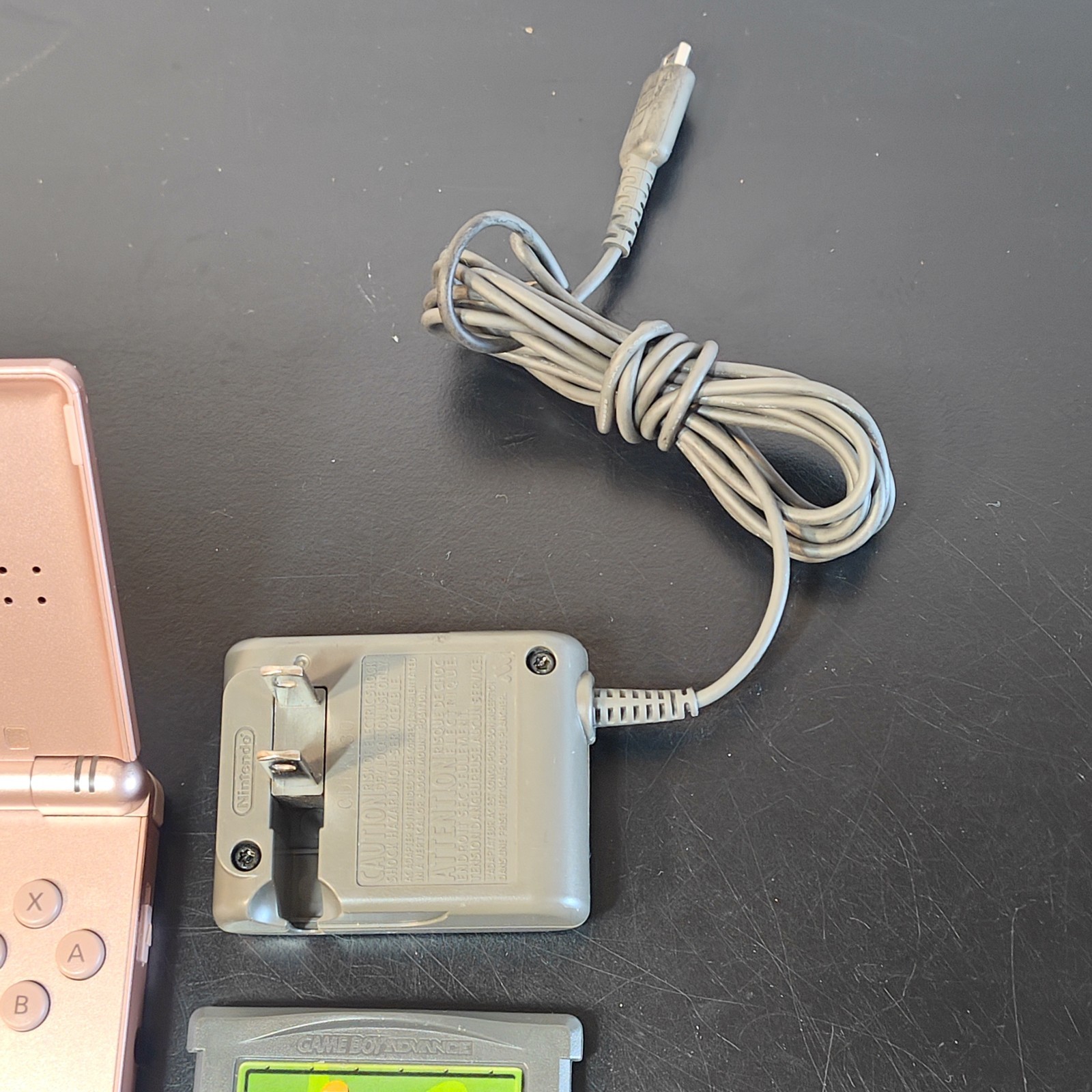 Nintendo DS Lite Game Console Metallic Rose DSLite Working W/ Spongebobe Game