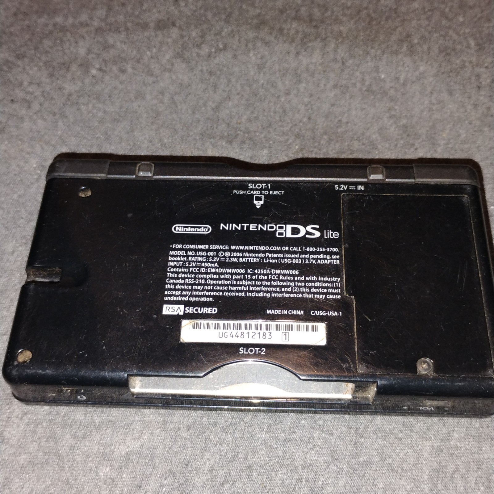 Nintendo DS Lite Black Handheld System USG-001 2006 Nintendo DS Platform