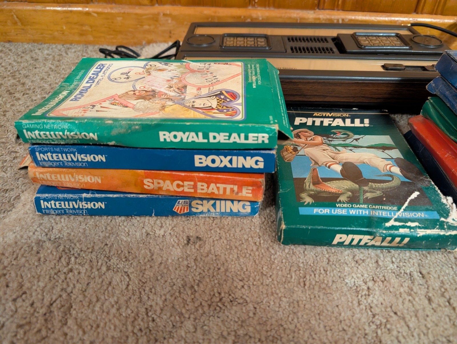 Intellivision Console W/ 10 GAMES, Pitfall CIB Works, BUT READ SEE VIDEO! AS IS
