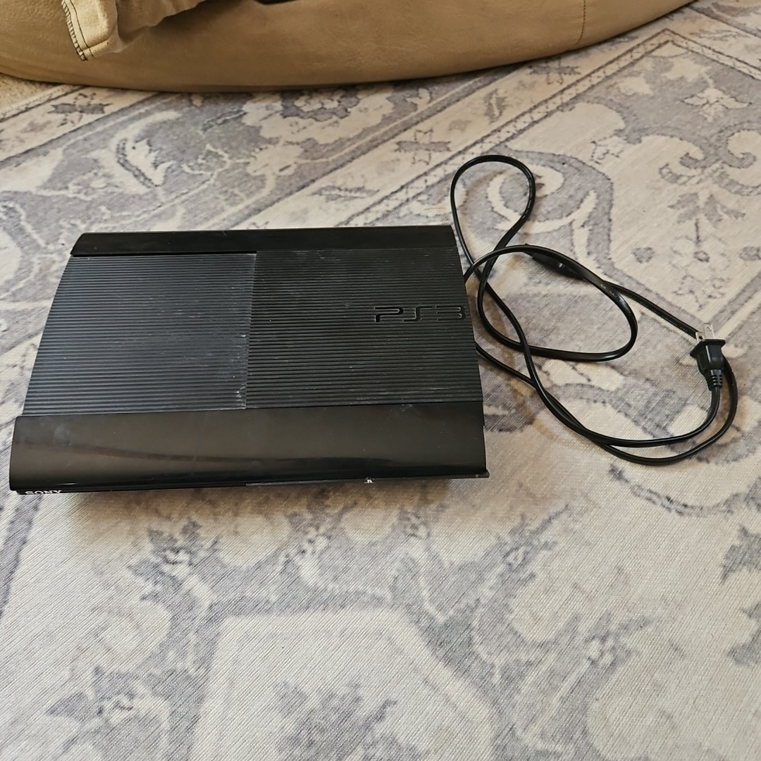 Sony PlayStation 3 (PS3) Super Slim 2500GB CECH-4001B Console And Power Cord