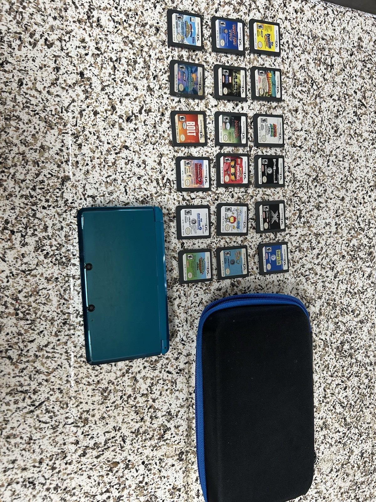 Nintendo 3DS Handheld System – Aqua Blue
