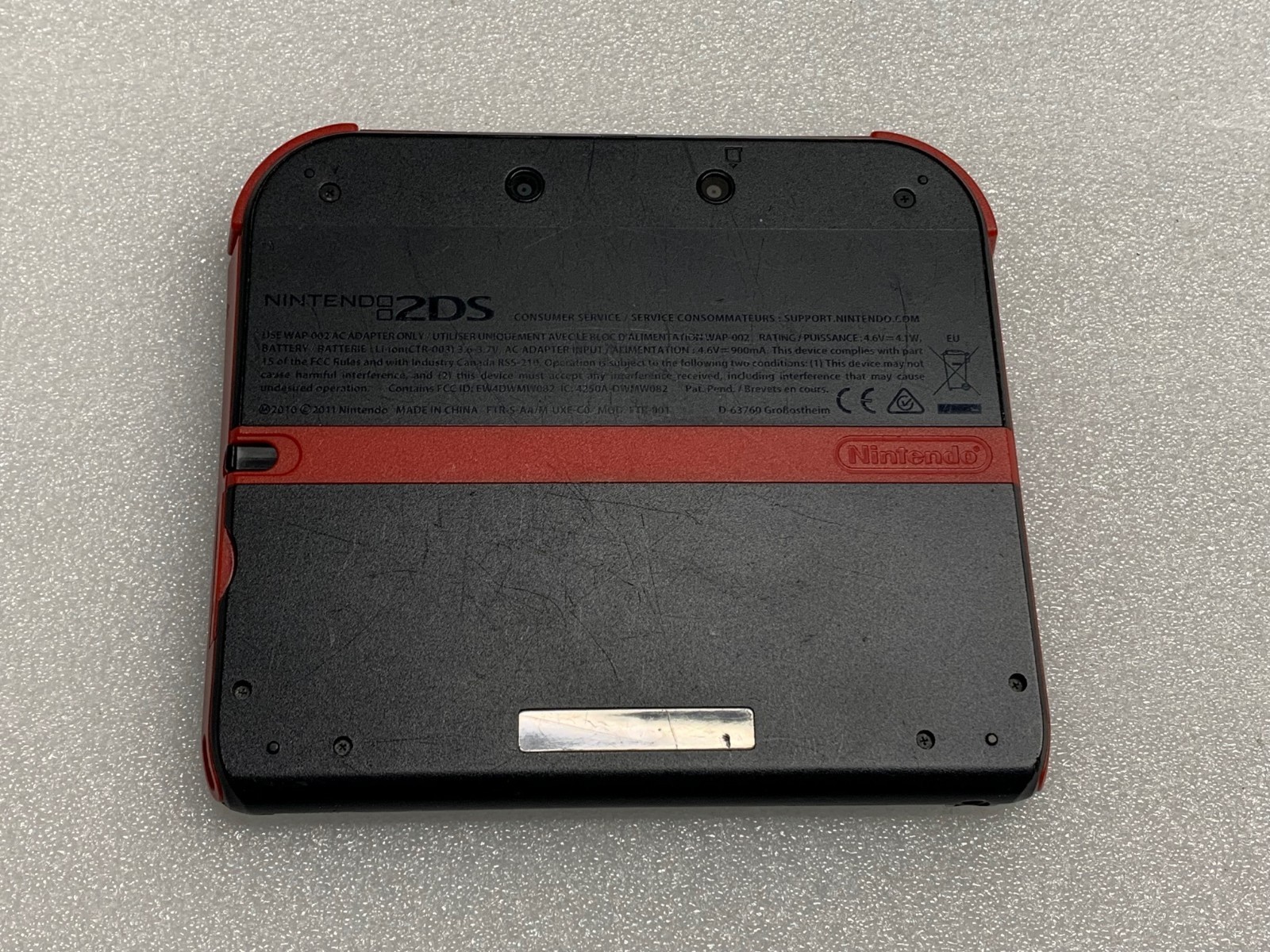 Nintendo 2DS Black & Red Handheld Video Game Console System FTR -001