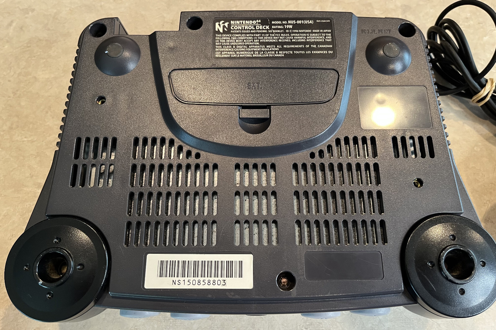 Nintendo 64 Console NUS-001 2 Controllers W/ Cords Memory Cards Tested Working