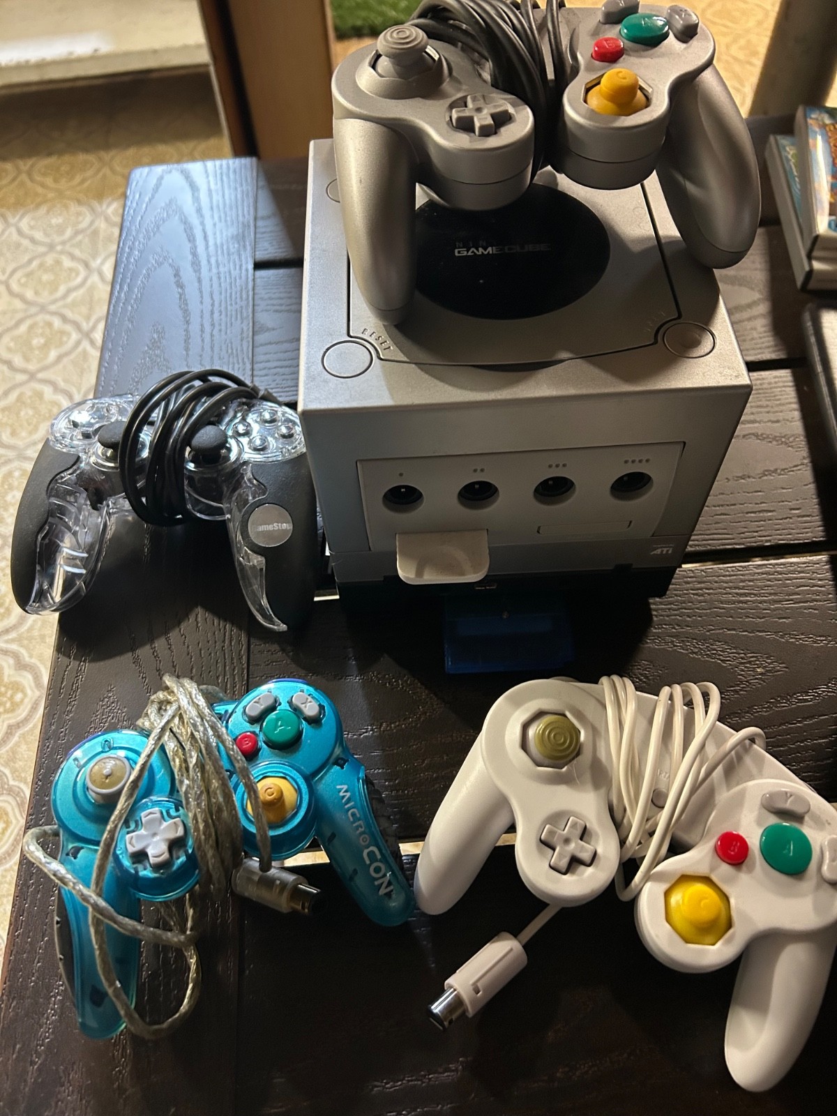 Nintendo GameCube Platinum Console with gameboy attach & 4 controllers – Silver
