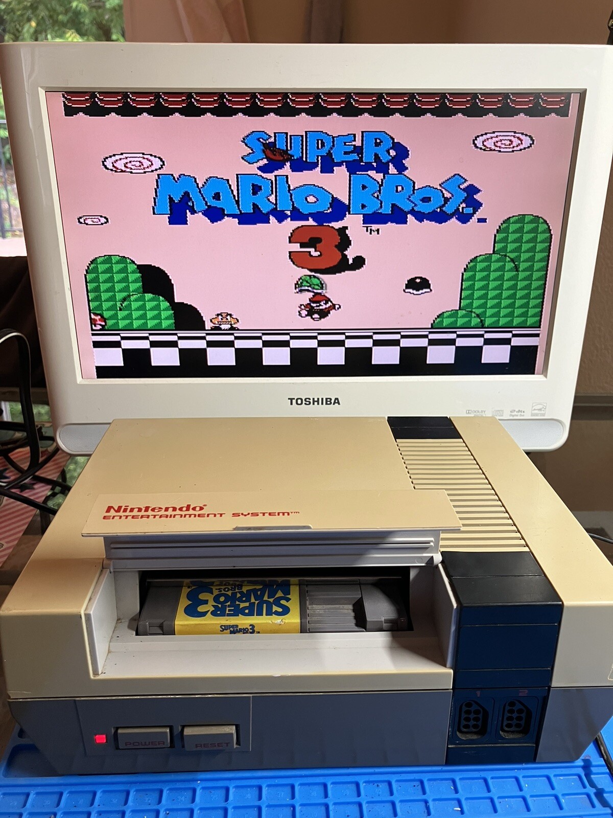 Nintendo NES Console System Bundle 10 Games Advantage NEW PINS Mario Bros 1 2 3