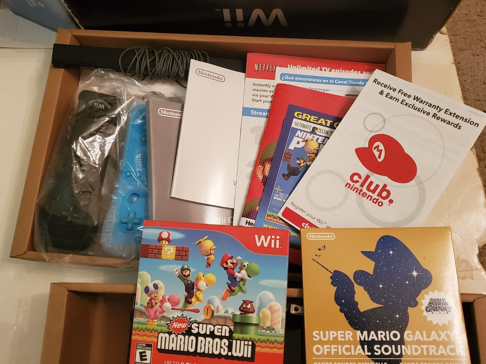 Nintendo Wii |BLK| (GameCube Compatible) CIB- Super Mario Bros/ Bonus Track CD