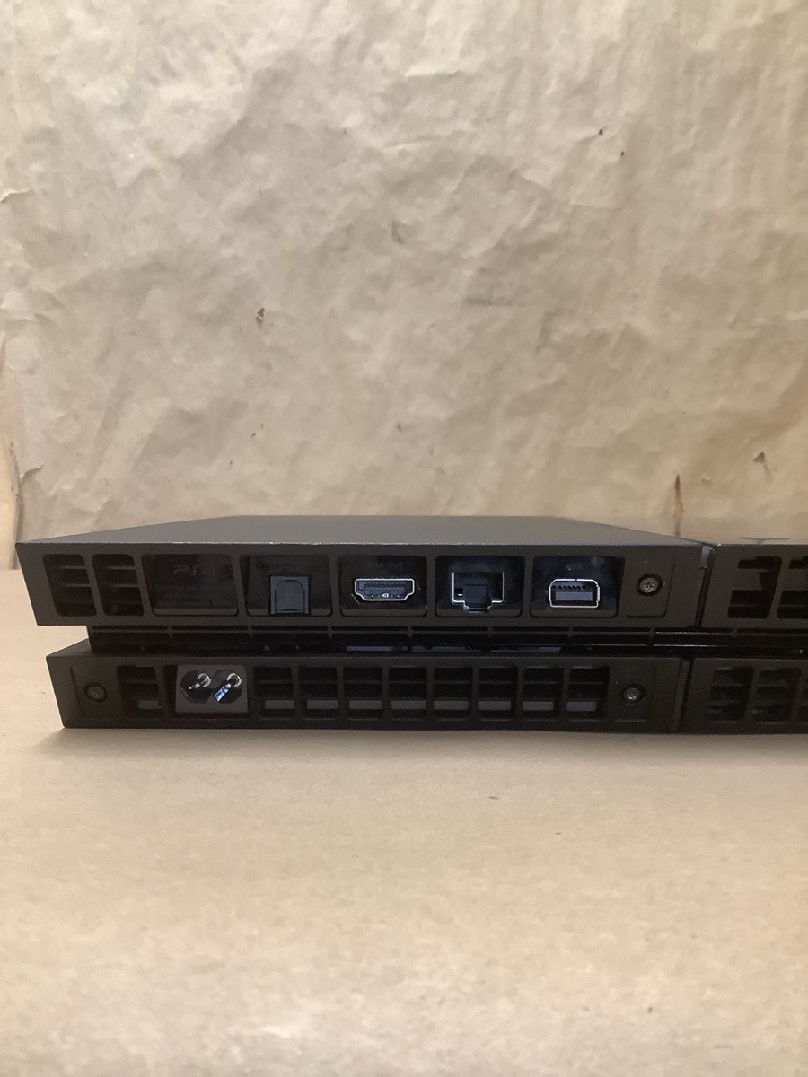 PS4 ELECTRONICS SONY CUH-1001A, #MB065813416; 500GB (202604-1)