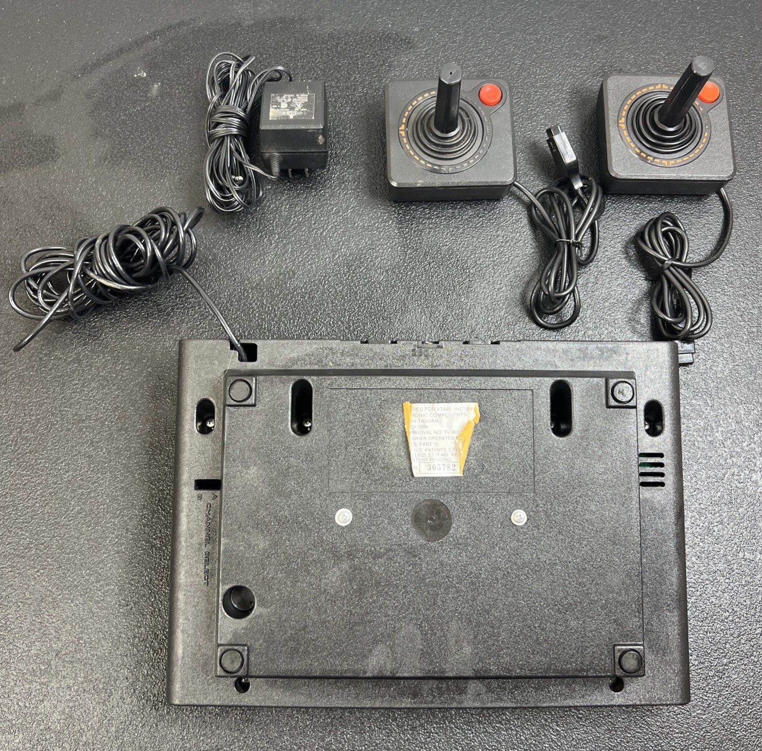 Atari CX-2600 Woodgrain Console Two Joystick & Power Adapter tested Works