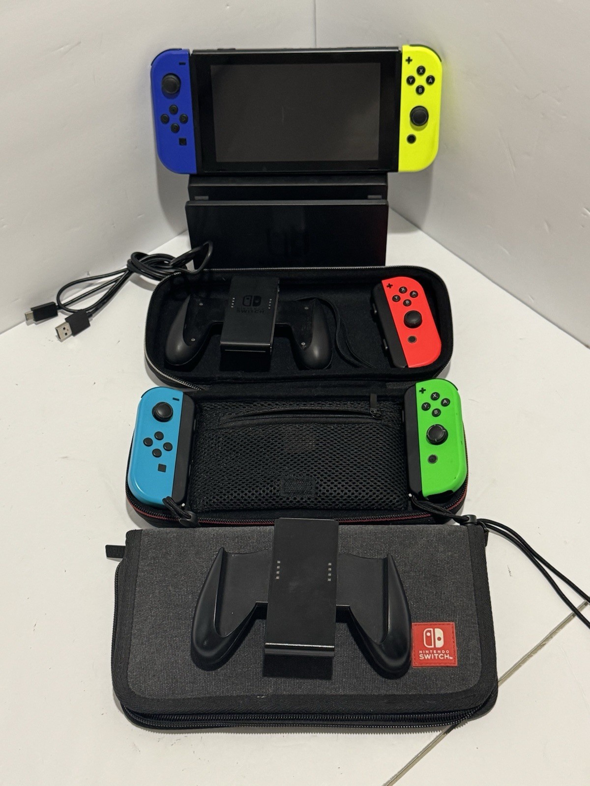 Nintendo Switch Handheld Console – Works Excellent Used Condition – Read