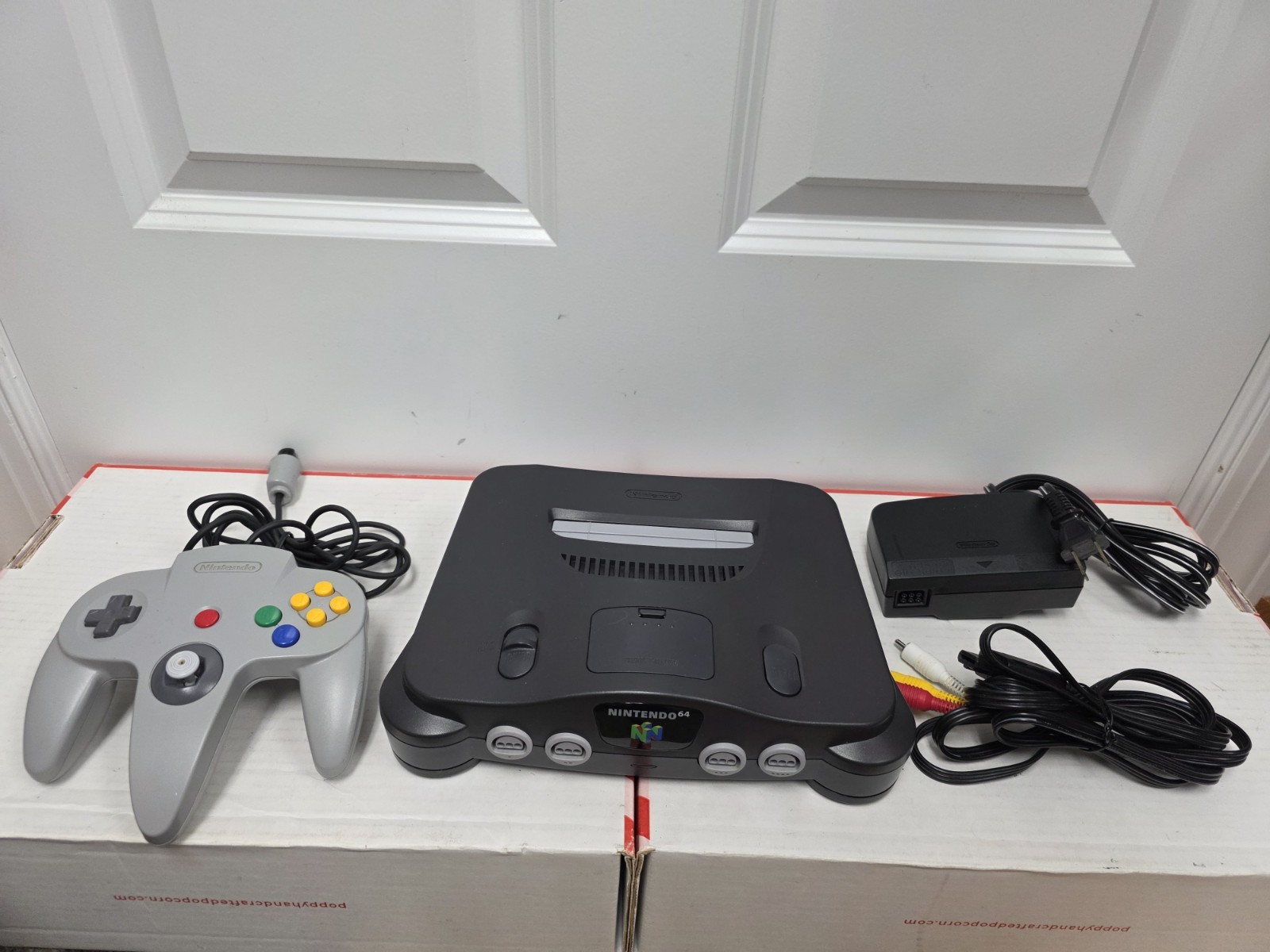 Nintendo 64 Console – In Original Box – NUS-001 Gray – Complete – CIB – Tested