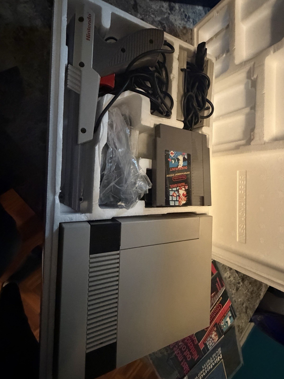 Nintendo NES Action Set Console Complete In Box NES-001 CIB