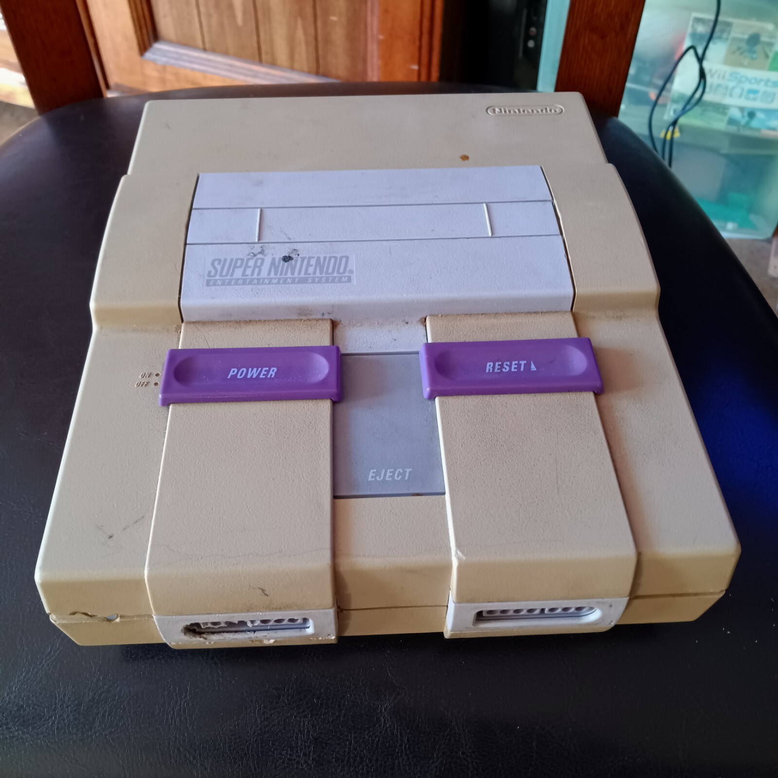 Super Nintendo SNES Home Console – Brittle Yellow Plastic – For Parts junk