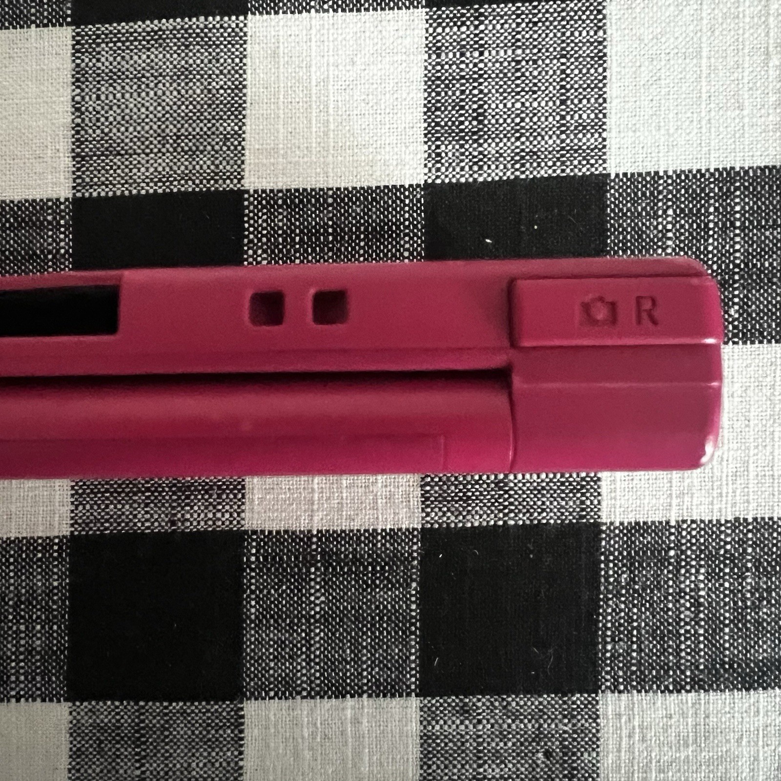 *Nintendo DSi Console *Pink *Model #TWL-001 *2GB Disk *New Charger *Video Demo