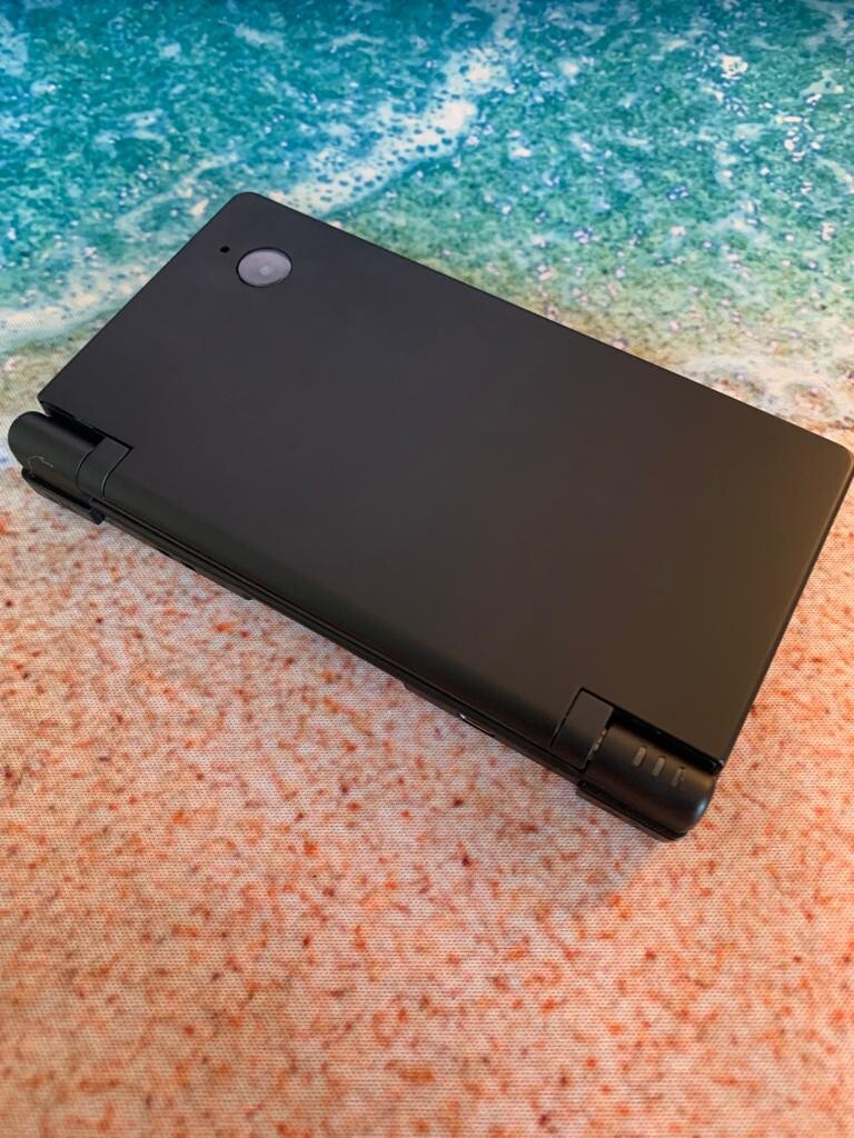 View Description – Nintendo DSi Launch Edition Black Handheld System