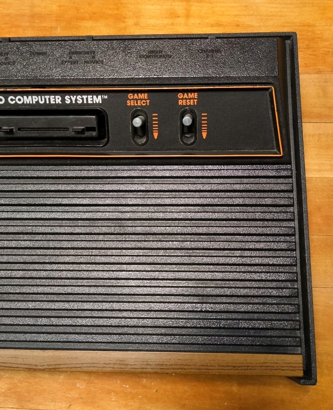 Atari 2600 RCA AV Mod with Controllers, 6 Games. Works Great!