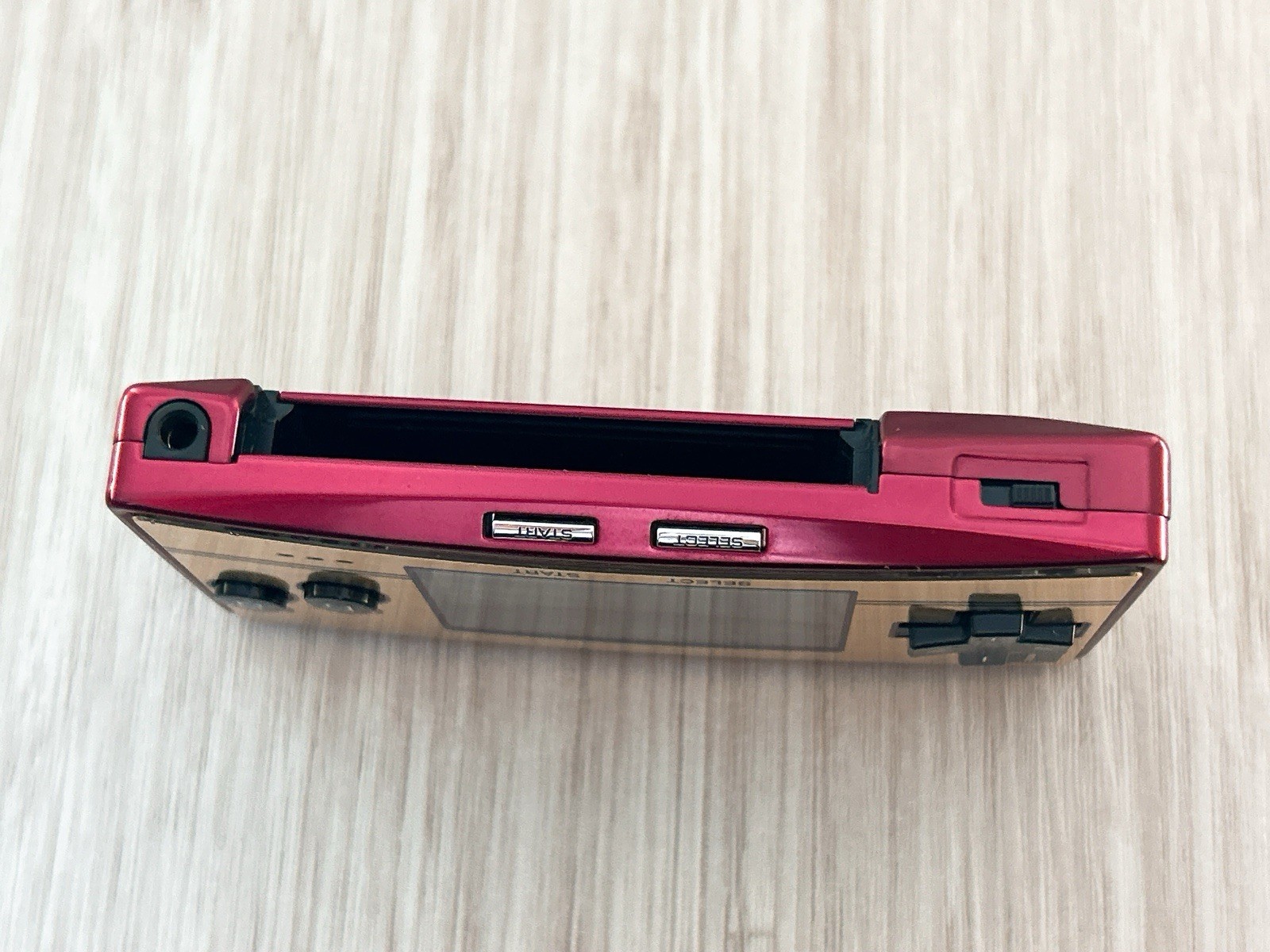 Nintendo GameBoy Micro 20th Anniversary Edition Famicom w/ Charger – Excellent