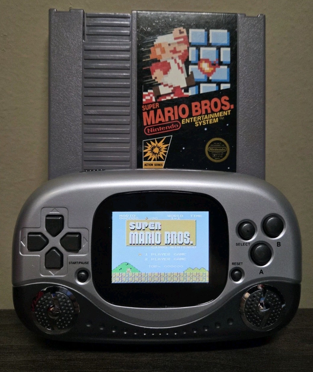 Very Rare Original Hyperkin FC Mobile I Handheld NES *Works-No Sound-As Is*