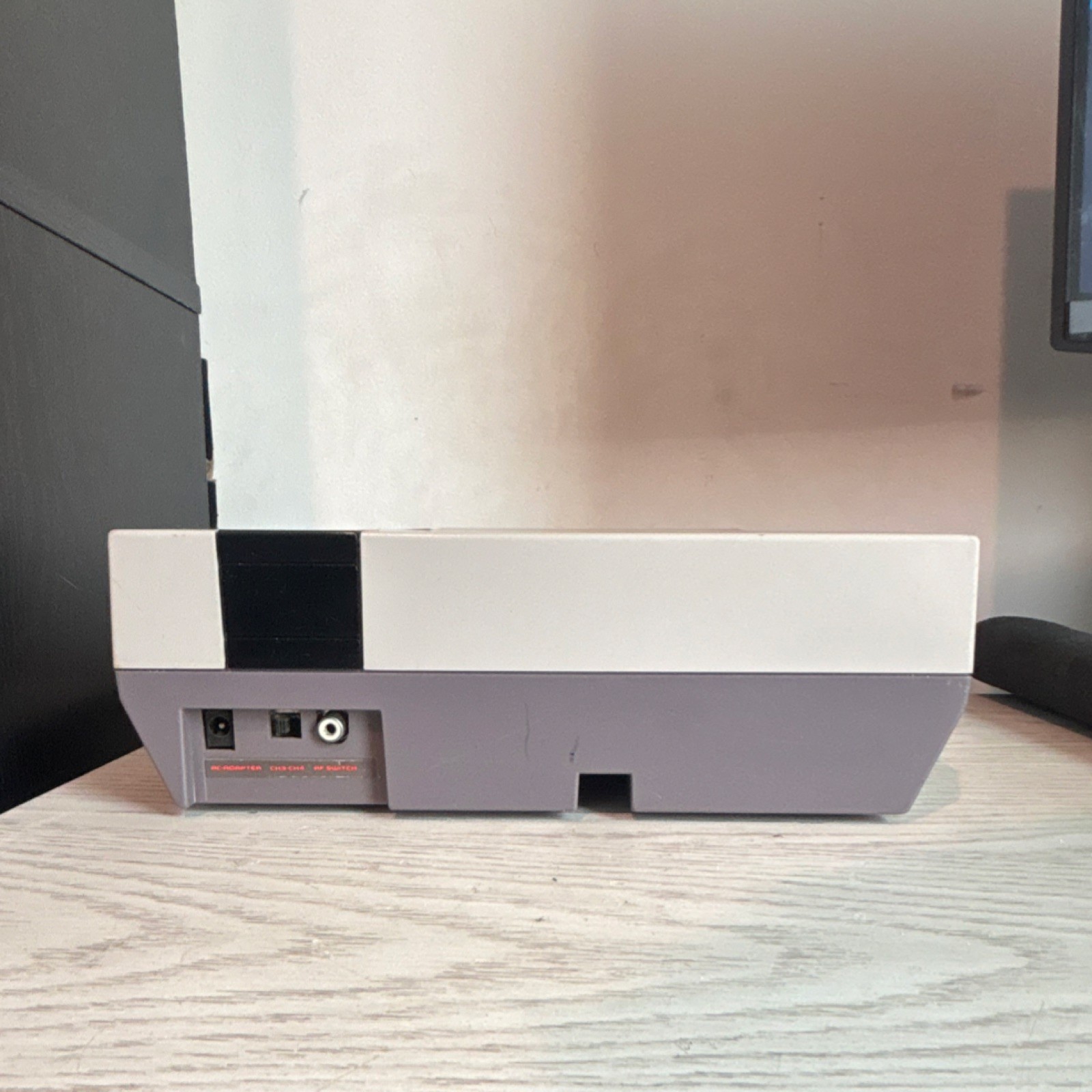 Nintendo Entertainment System NES Gray White Home Console Composite RCA RF