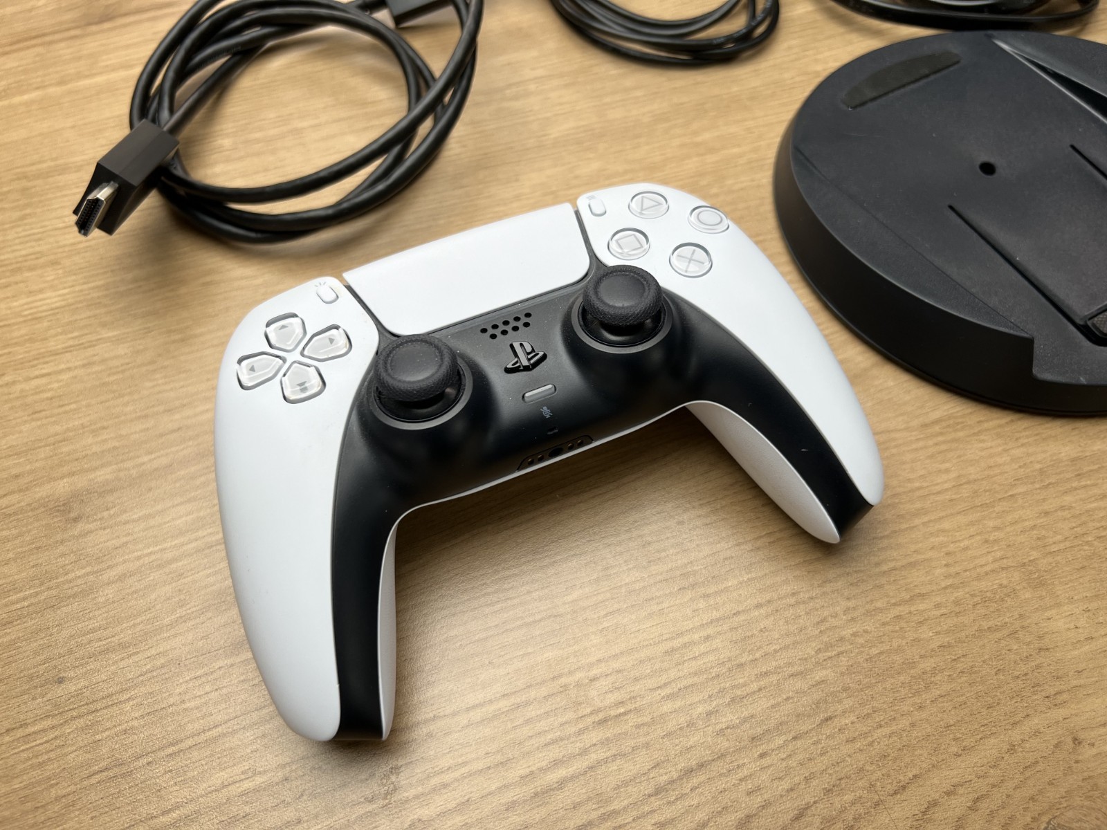 Sony Playstation 5 Console – 1TB Disk version – Used with DualSense controller