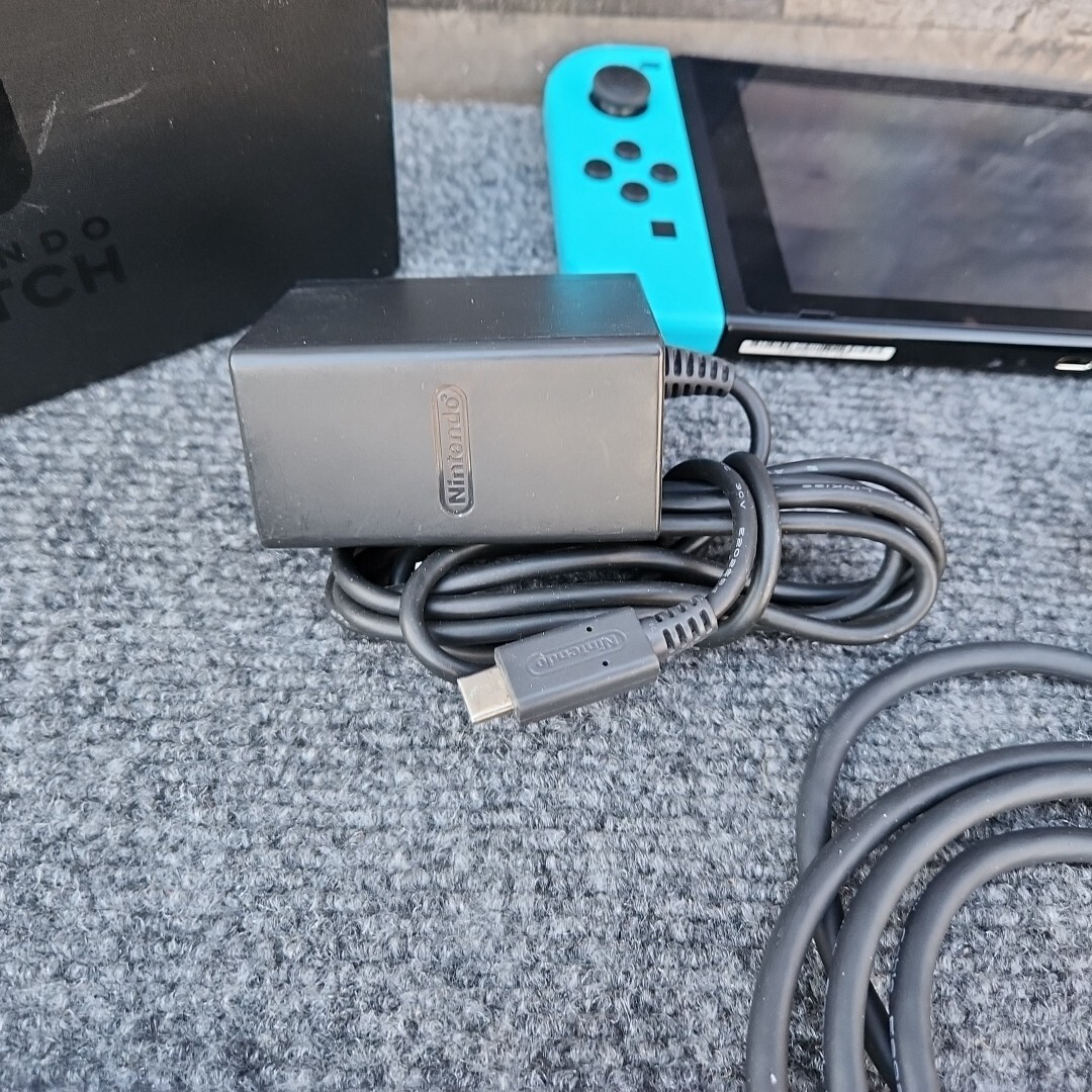 Nintendo Switch V1 Console System Dock Neon Joycons & Accs