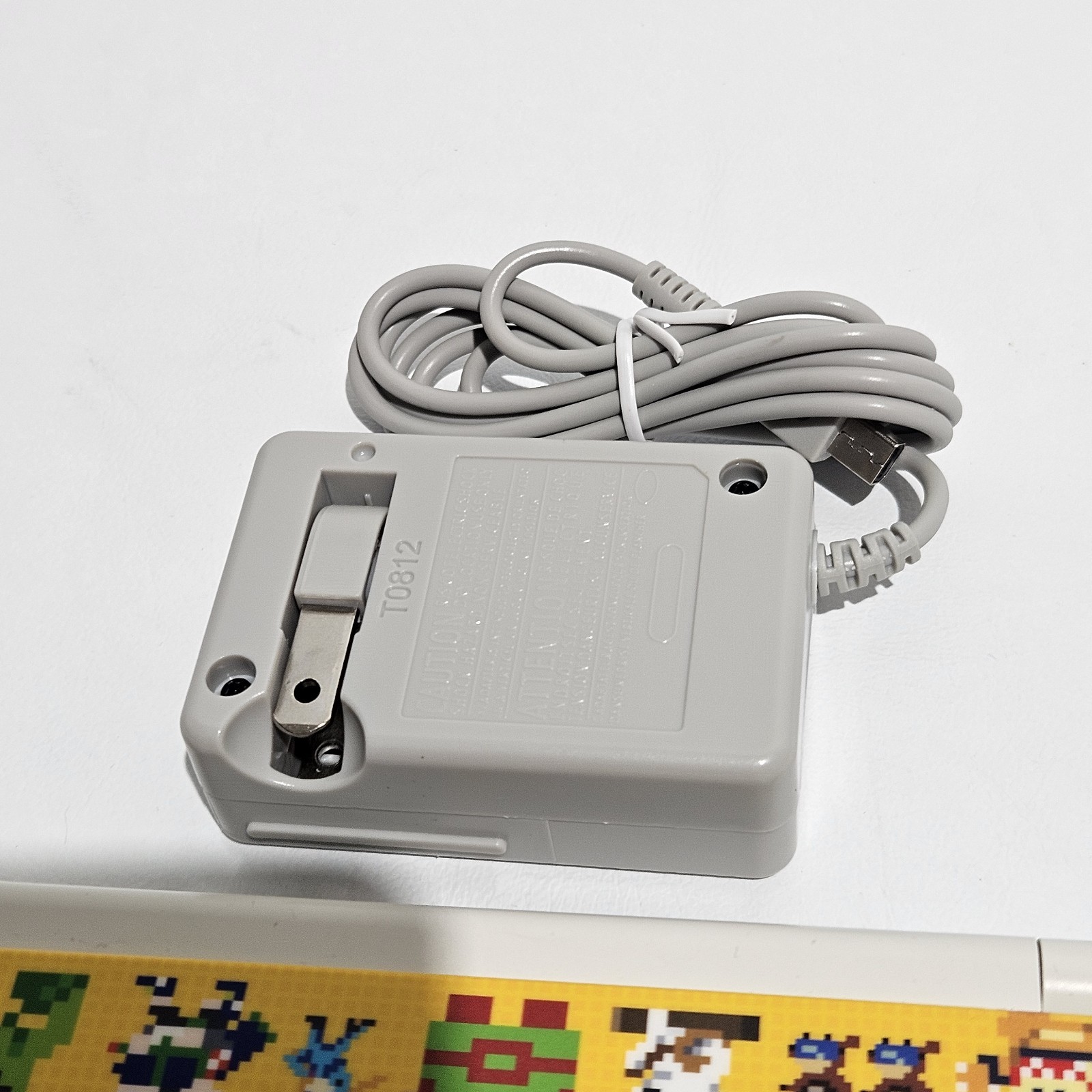 Nintendo New 3DS White Handheld System Console 3D Land Edition With Charger