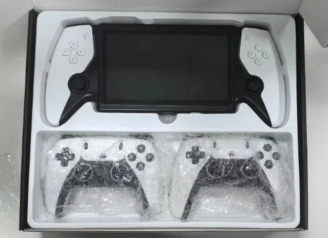 7.0 Inch IPS Screen Linux System Retro Handheld Gaming Console 64GB, Dual Contro