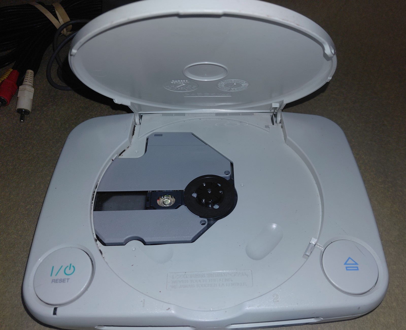 Sony PlayStation PS1 One Slim & Accessories – 7.5″