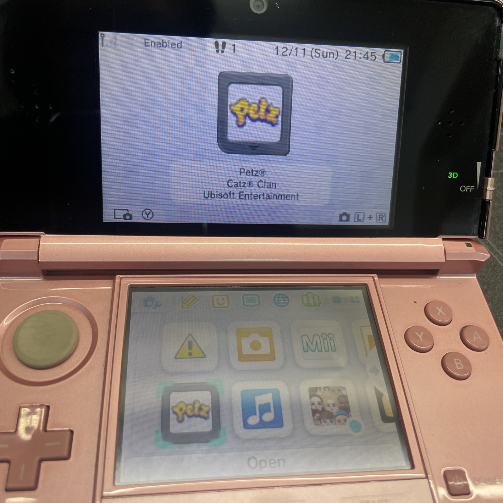 Nintendo 3DS Misty Pink + Extras – Tested Works – Super Mario Land 3DS 2GB Used