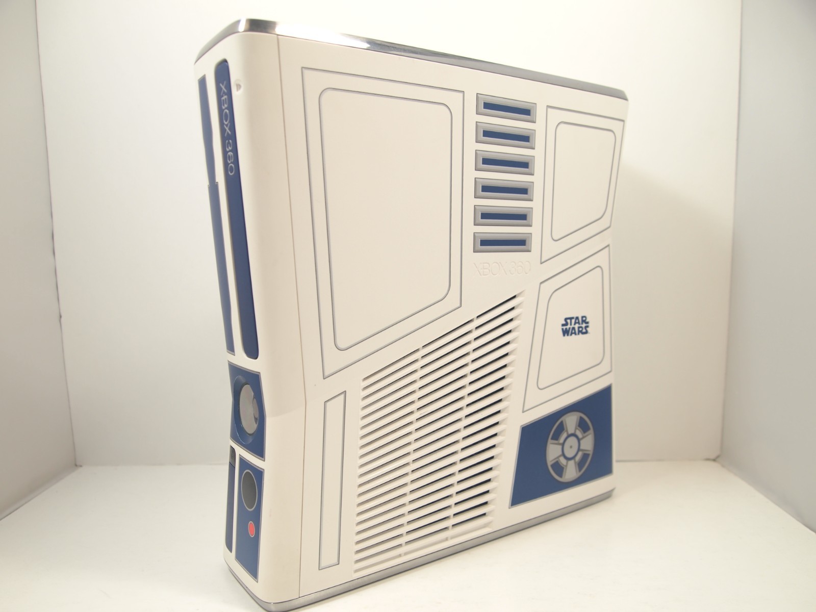 Star Wars R2D2 Special Edition Xbox 360 Slim Console Only For Parts Or Repair