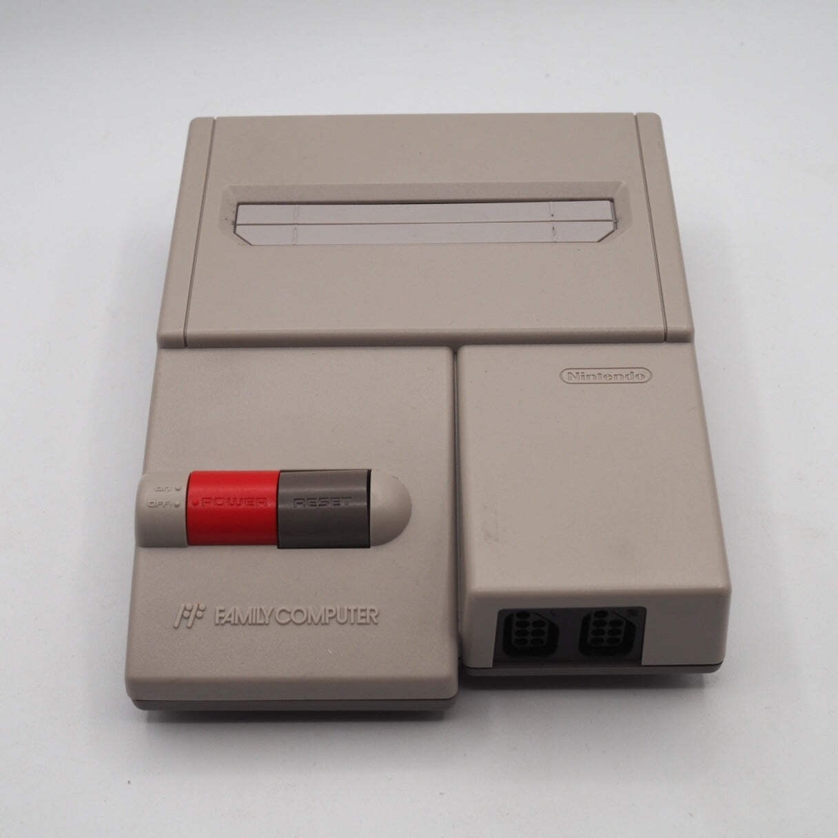 Nintendo New Famicom Console System HVC-101 + Sports Classics Games SET Tested