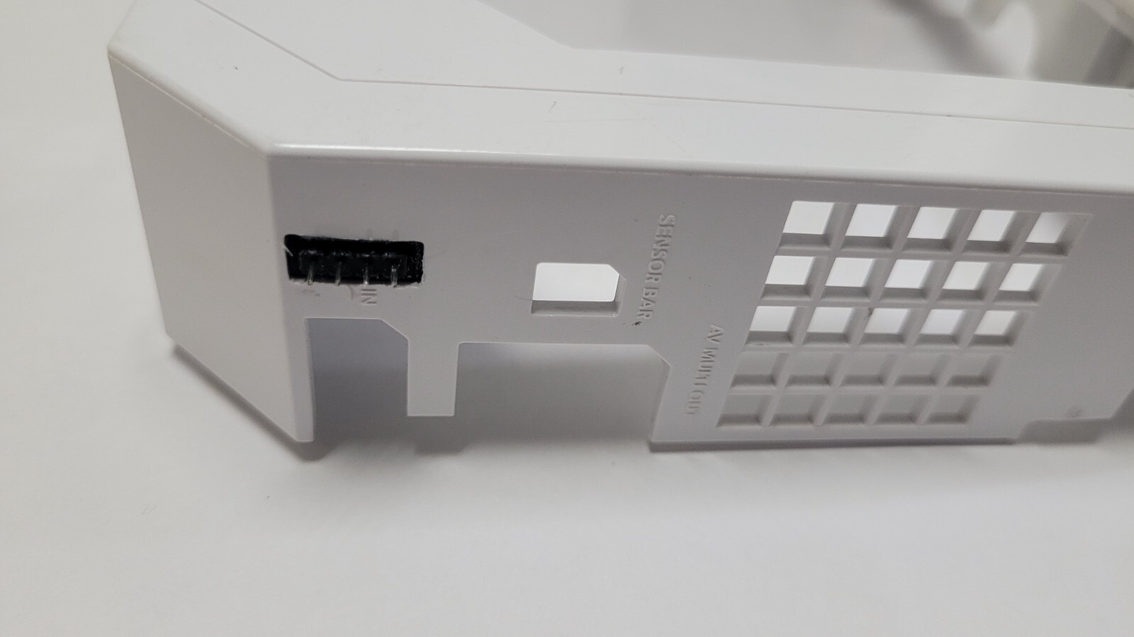 Custom Wii Top shell with RGB LED + Optional Wii console with AVE-Hdmi installed