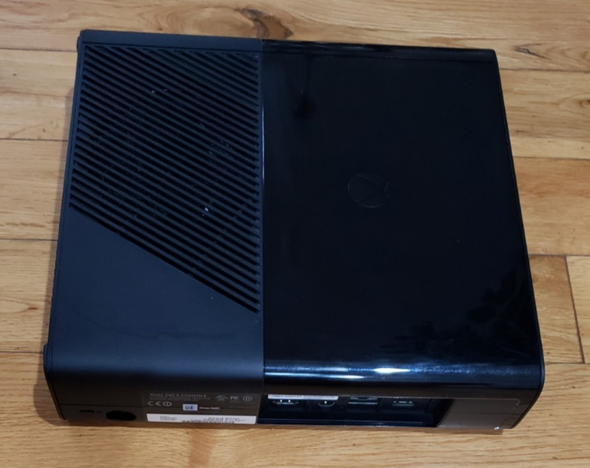 Xbox 360 E 1538 Console 250GB HDD Bundle, OEM Controller, Power, AV, TESTED!