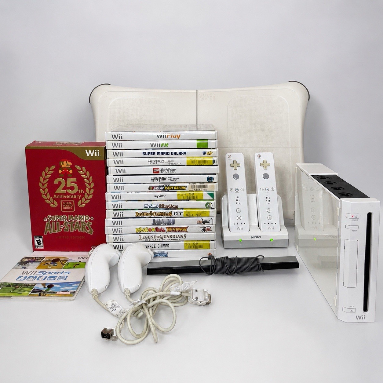Nintendo Wii Console Bundle 17 Games Balance Board 2 Remotes 2 Nunchuks Tested