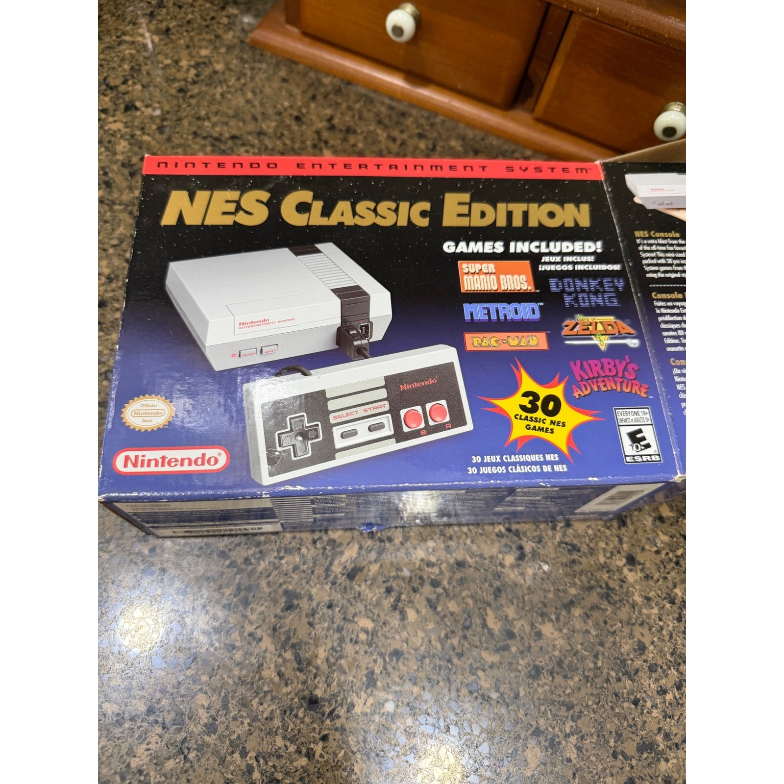 Nintendo NES Classic Edition Mini Console 30 Games CLV-001 Bundle with Box