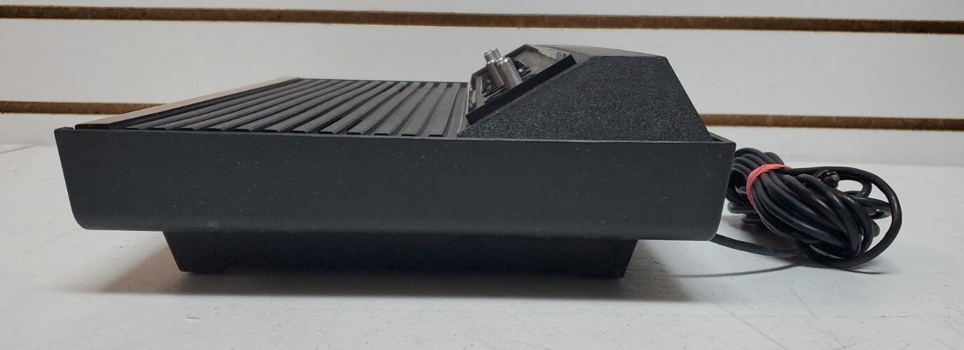 Atari 2600 Console w/Hookups, OEM Controllers & 7 Games – Lot #3 *Read*