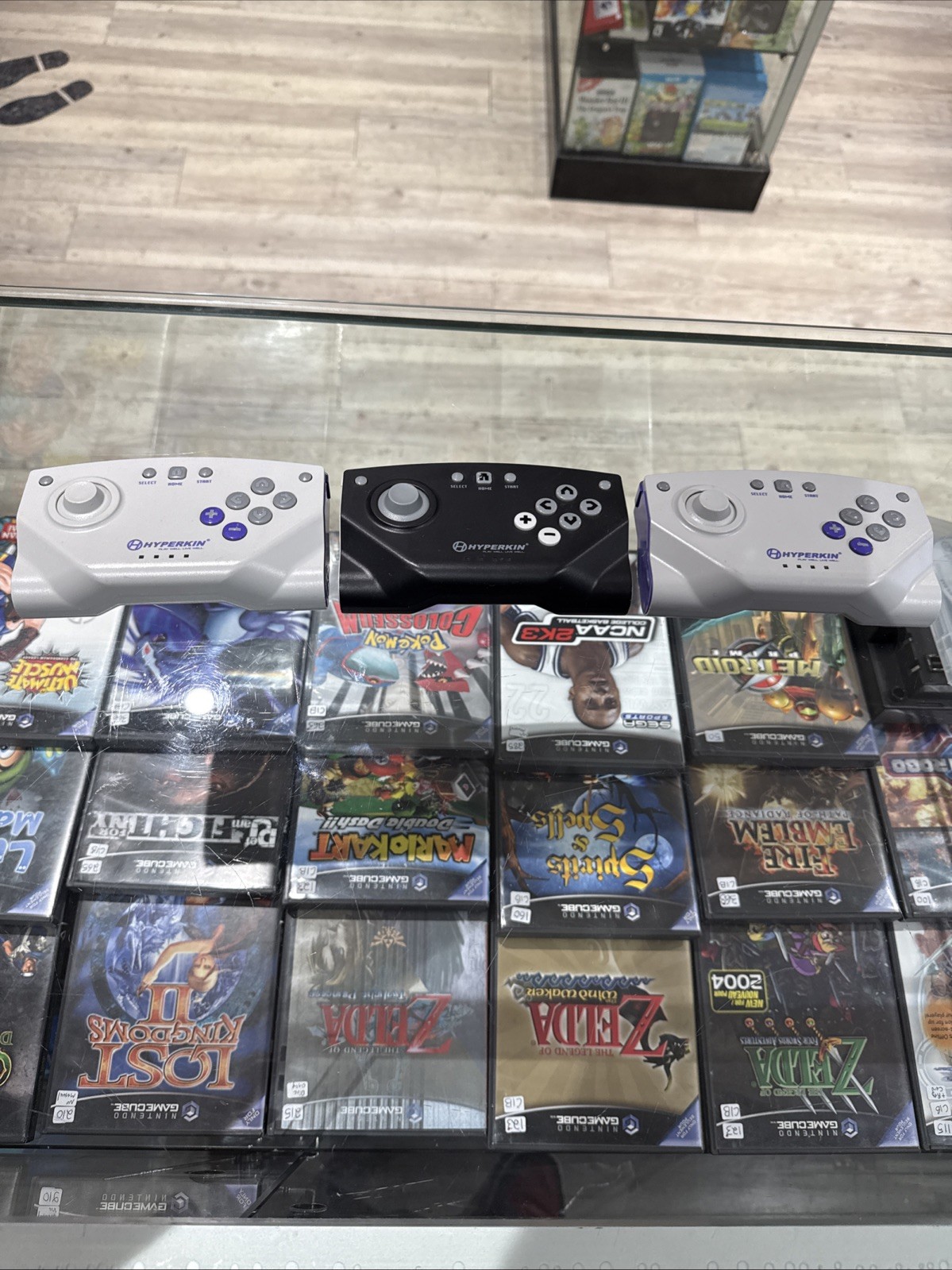 UNTESTED Hyperkin Retron 5 Controllers – 3 Controllers