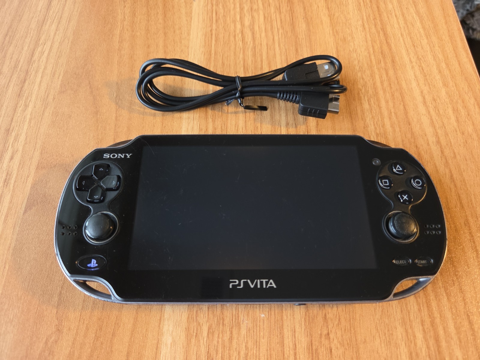 Sony Ps Vita PCH-1100 Crystal Black Model Console And Charger TESTED