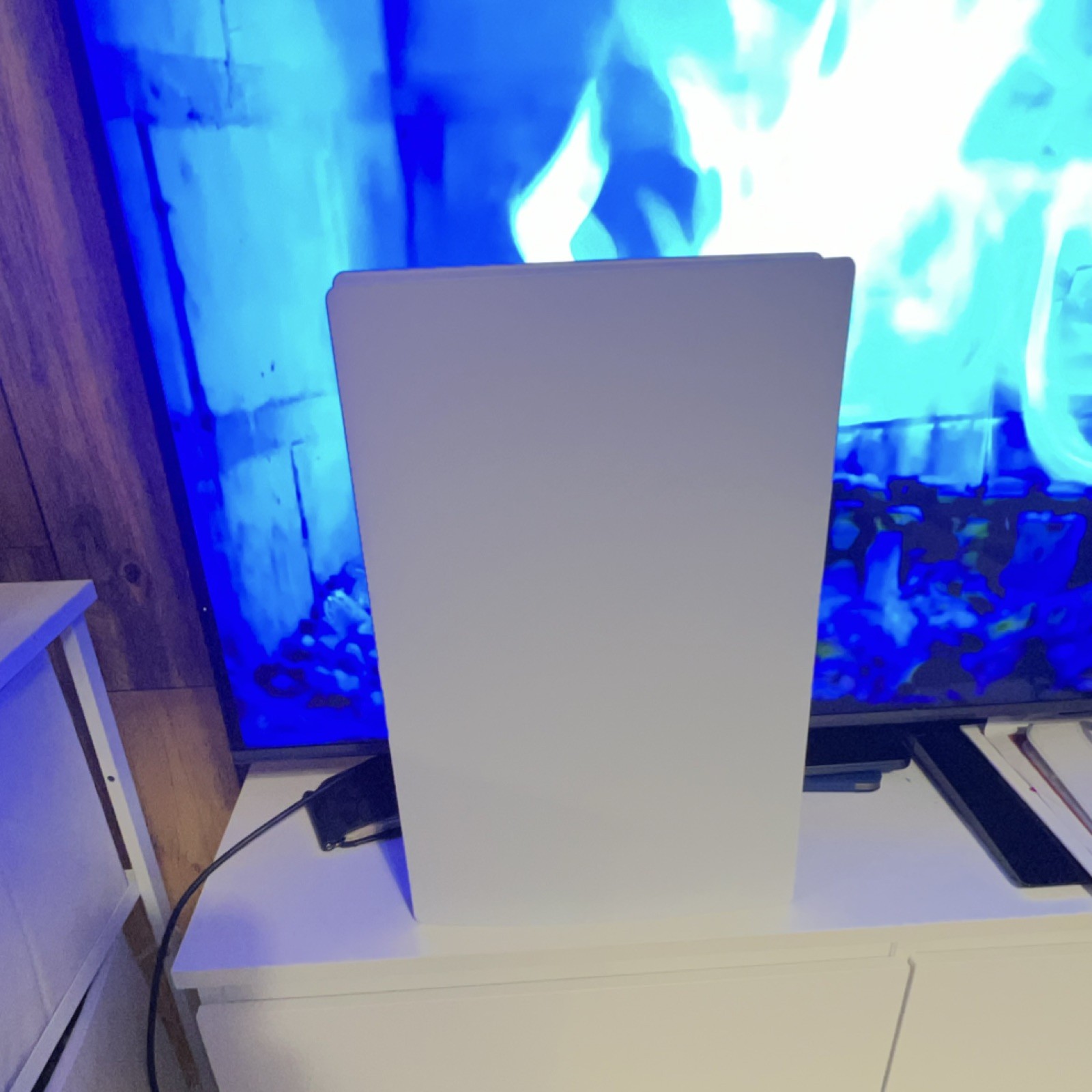 Sony PlayStation 5 Home Console White/Black HDMI USB Wi-Fi Blu-Ray Compatible