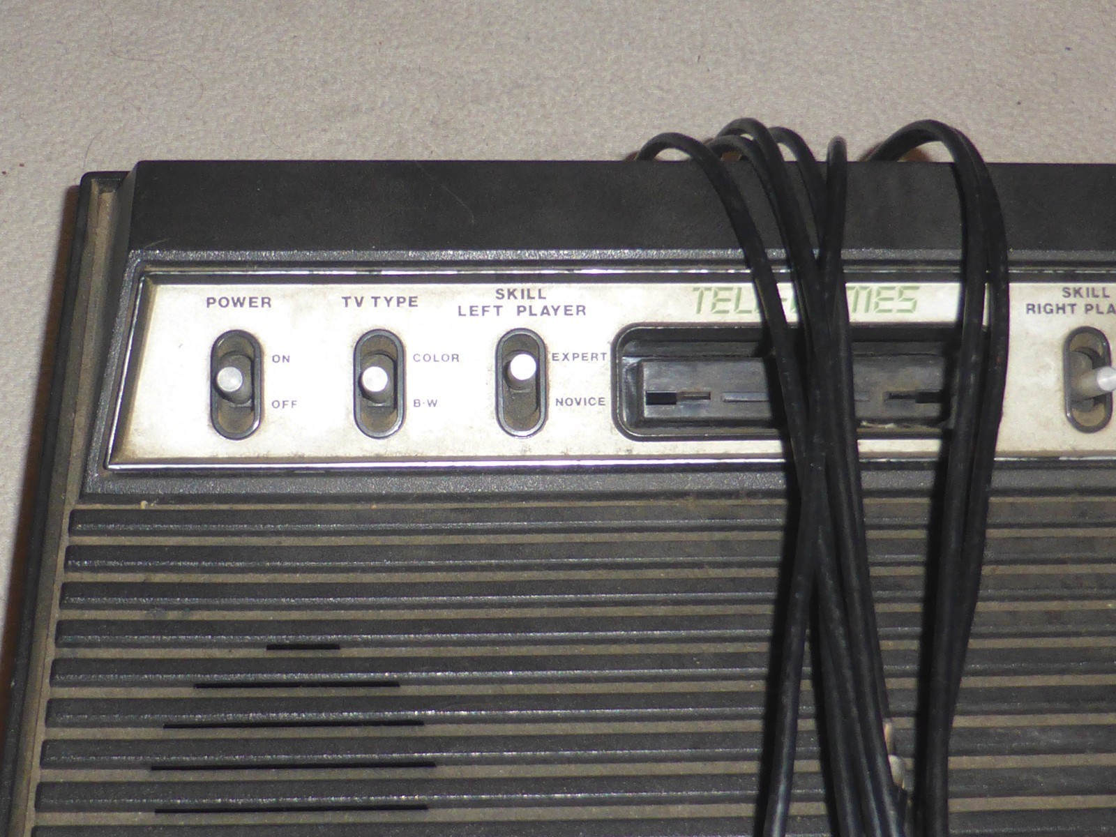 VINTAGE ATARI 2600 SEARS TELEGAMES VIDEO ARCADE SYSTEM CONSOLE ONLY TAIWAN