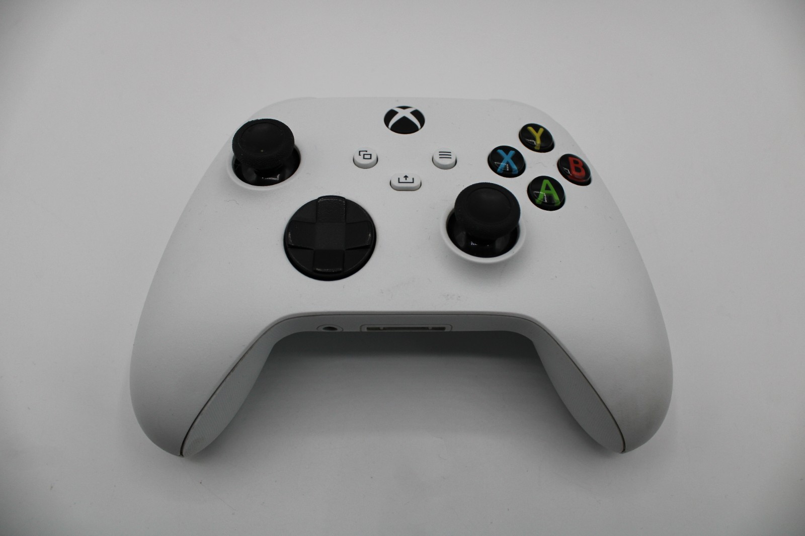 *Refurbished* Microsoft Xbox Series S 512GB White Console – 1 Year Warranty
