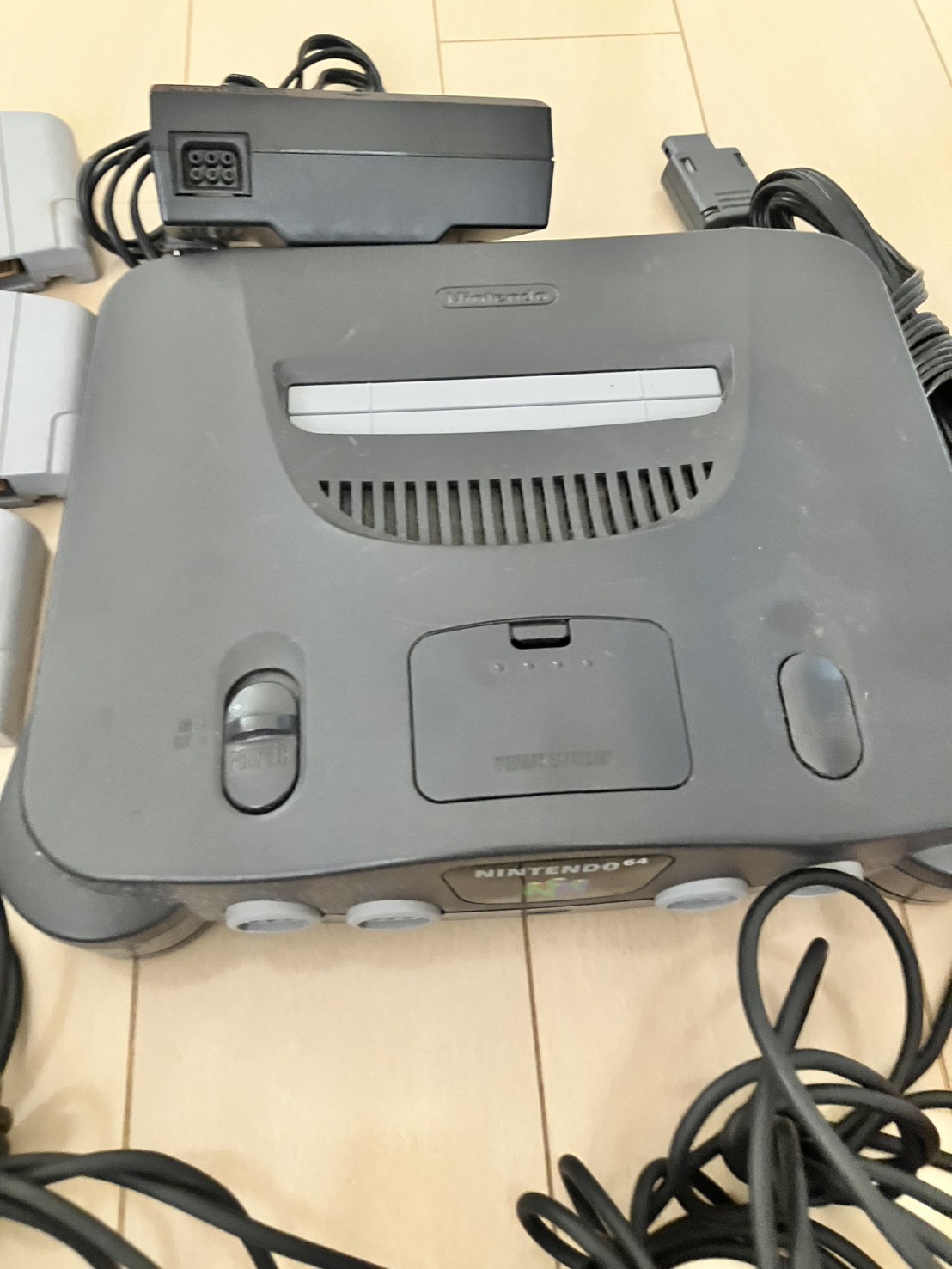 Nintendo 64 N64 Console Bundle 4 Controllers Mario Kart 64 Mario 64 Tested JP