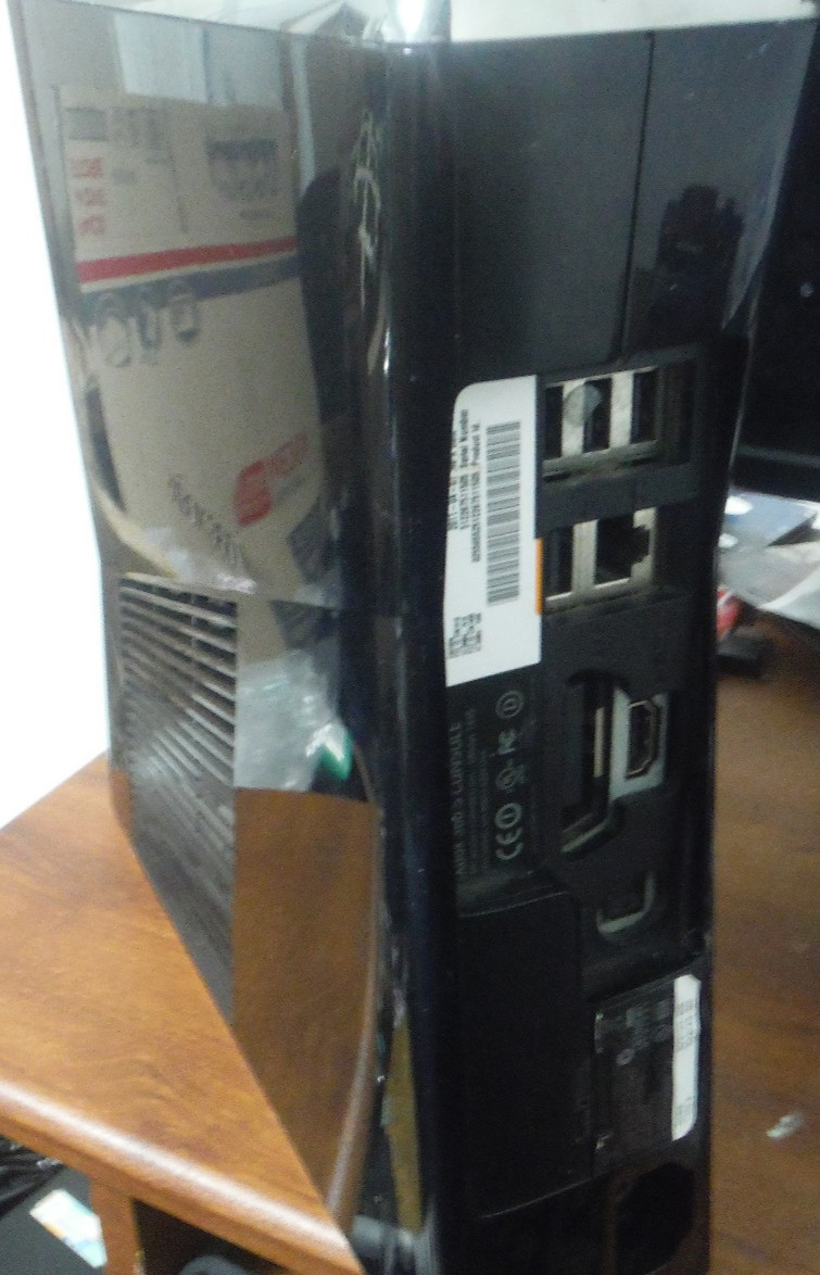Microsoft Xbox 360 S Console GLOSSY BLACK 1439 With 250GB HDD + POWER ADAPTER