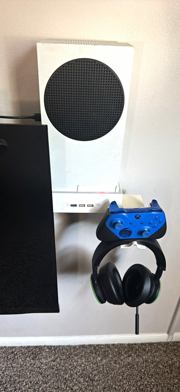 Microsoft Xbox Series S White Home Console Bundle Blue Controller Black Headset