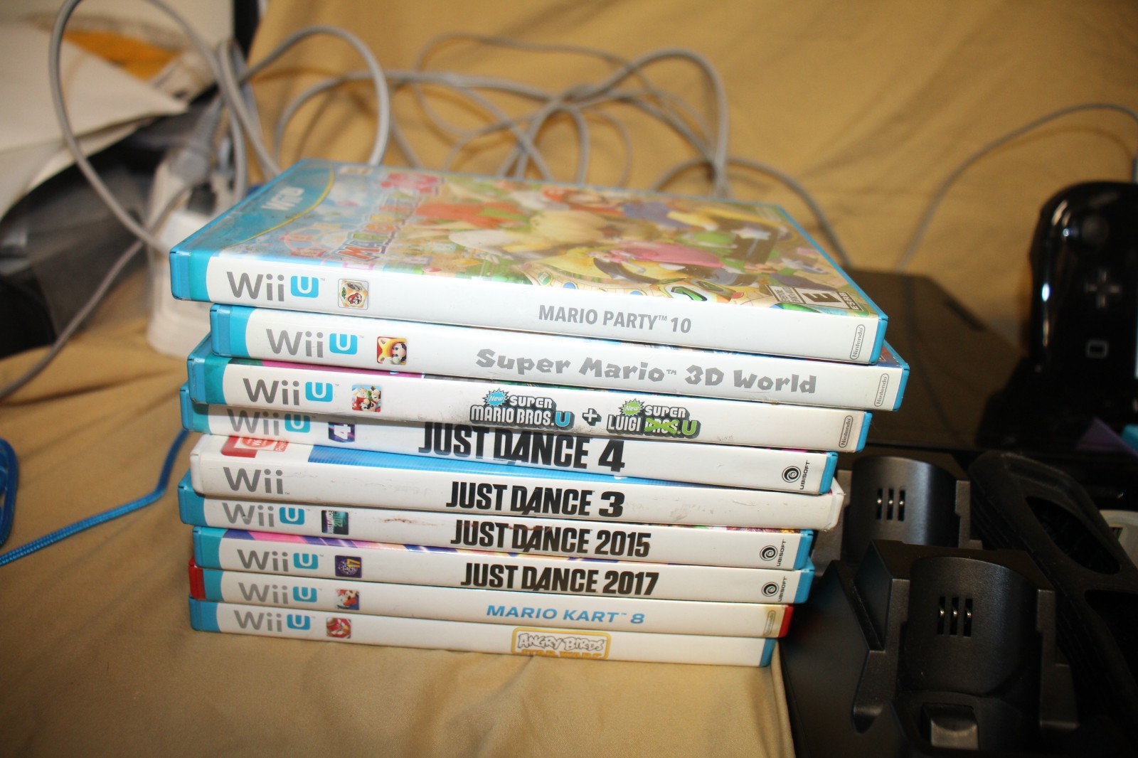 Nintendo Wii U System Bundle w/ 9 Games, Controllers, Sensor Plus More