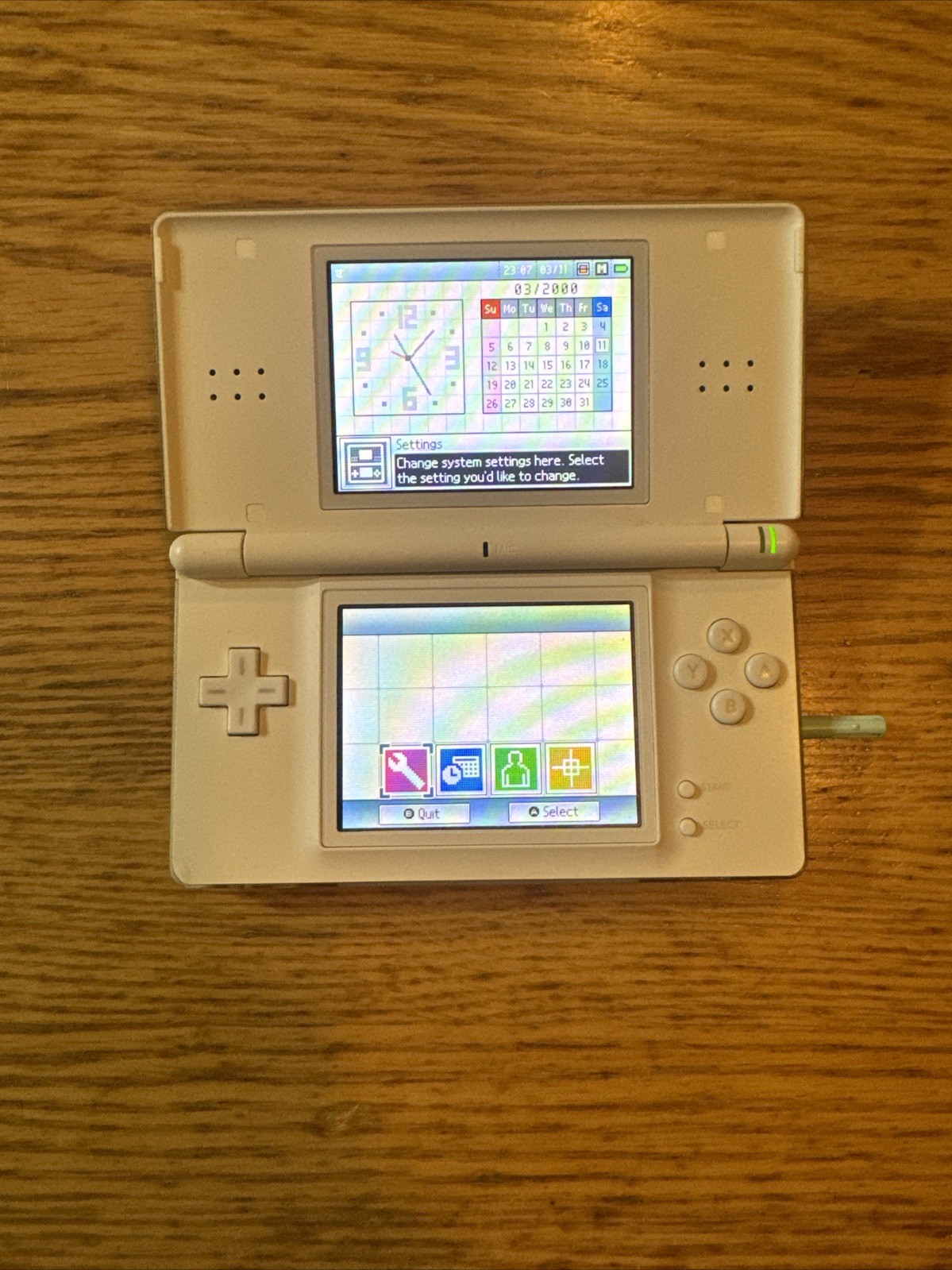 Nintendo DS Lite – Crystal White – Tested & Working, W/ Blue Stylus, NO CHARGER